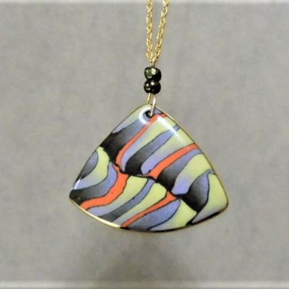 Porcelain Earrings and a Pendent - Picture 8 of 8